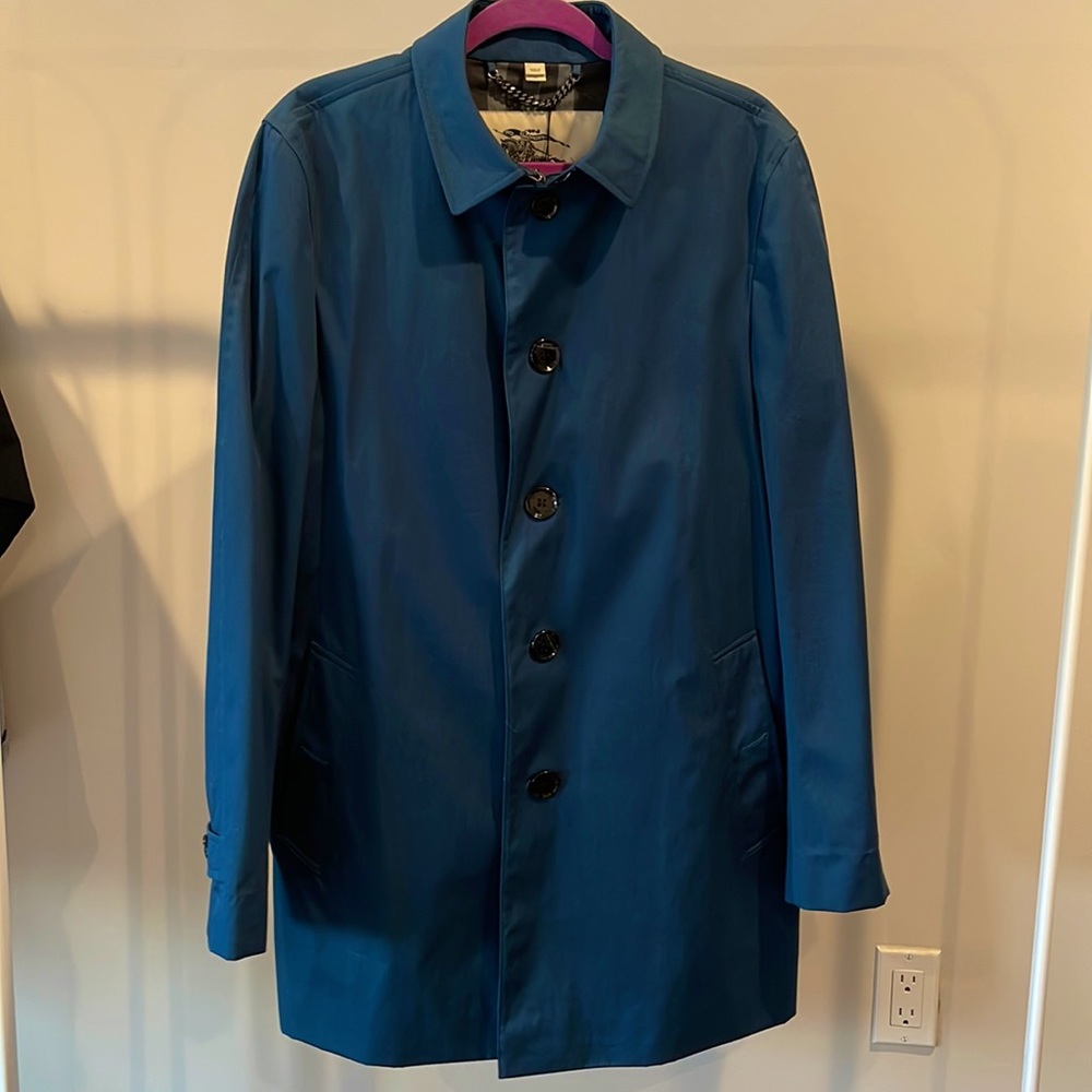 Burberry trench coat Men’s size 50